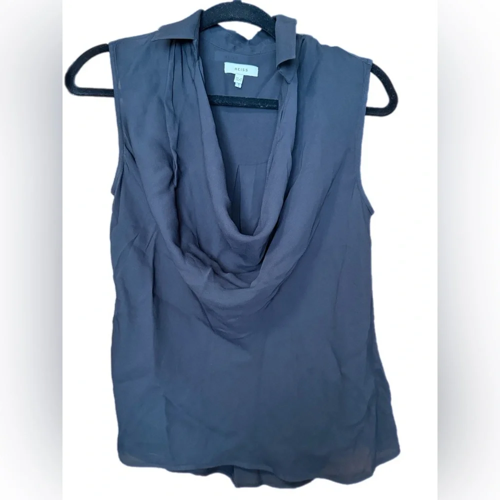 Reiss Ameliee Cowl Front
sleeveless Blouse size 2 - Picture 6 of 15